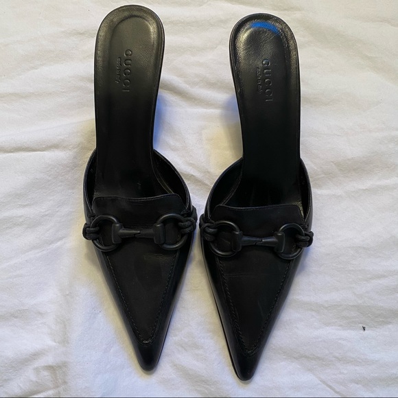 Vintage Gucci Heels - Picture 3 of 6